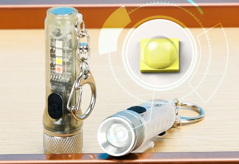Mini Chaveiro Lanterna LED Recarregável USB
